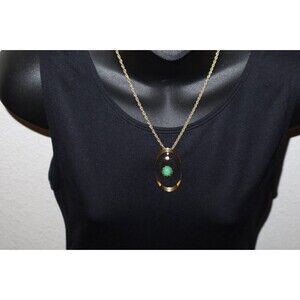 Vintage Gold Tone Green Plastic Bead in Heart Shape Oval Pendant Necklace  17.5"